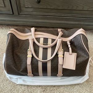 NWOT Michael Kors duffel bag